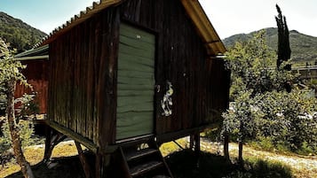 Economy-Baumhaus | 1 Schlafzimmer, Schreibtisch, kostenloses WLAN