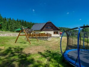 Children's area - Anenské údolí by Interhome (Harrachov)