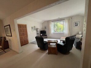 Smart TV, DVD player, books, video library