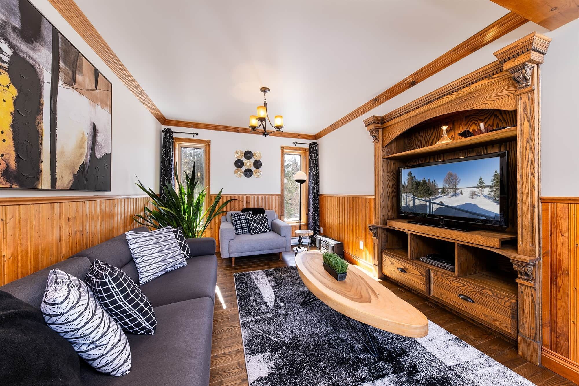 Televisión y reproductor de DVD 