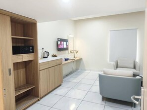 In-room safe, iron/ironing board, free WiFi