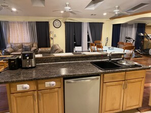 Interior - Visit Pensacola Beach (Pensacola)