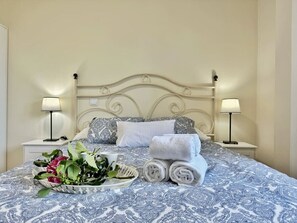 1 bedroom, iron/ironing board, bed sheets