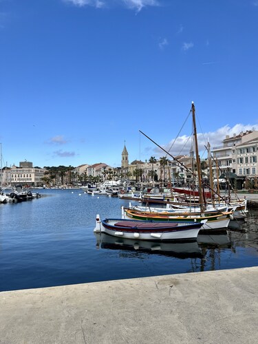 A 5 du Centre et des Plages, Maison Avec Jacuzzi