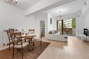 Executive Apartment | In-room dining - 1BDR Apartment close to Unirii Square (Bucharest)