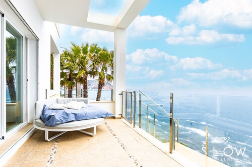 Villa Can Biel Canyamel, exclusive modern villa on the first line with spectacular views of the sea in Canyamel 