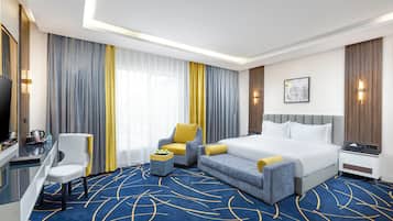 Superior Room, 1 King Bed | 1 bedroom, Egyptian cotton sheets, premium bedding, Select Comfort beds