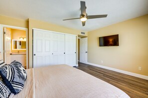 3 bedrooms, iron/ironing board, internet, bed sheets