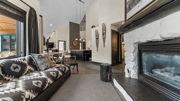 Apartment (4 Bedrooms) | Exterior