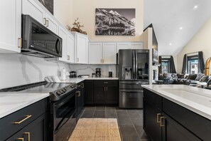 Apartment (4 Bedrooms) | Exterior