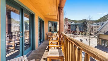 Apartment (4 Bedrooms) | Exterior