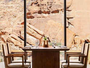 Dining - Shaden Resort (Al-'Ula)