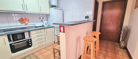 Microwave, oven, stovetop