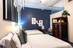 1 bedroom, iron/ironing board, travel crib, WiFi