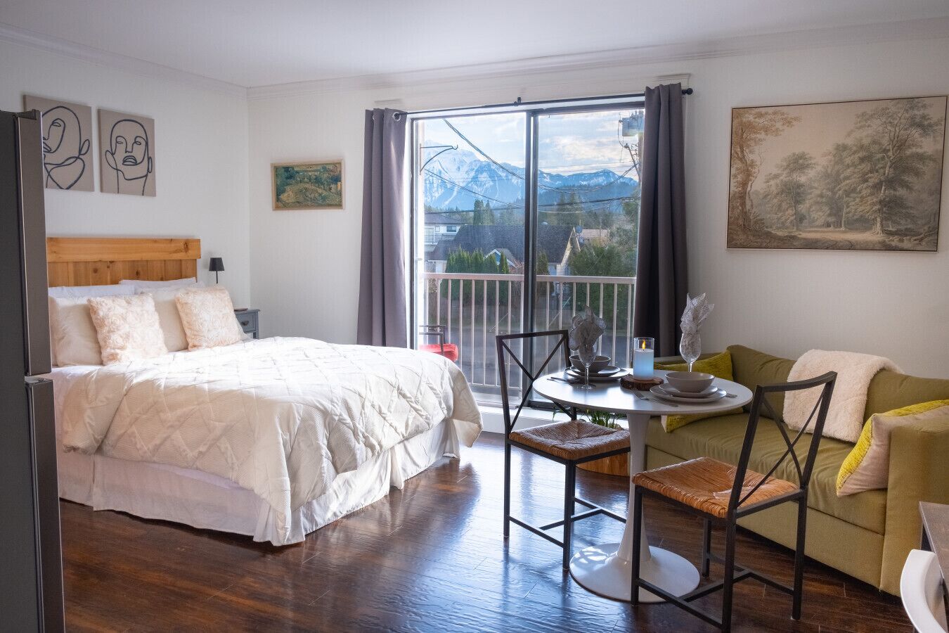 Desk, iron/ironing board, travel crib, free WiFi