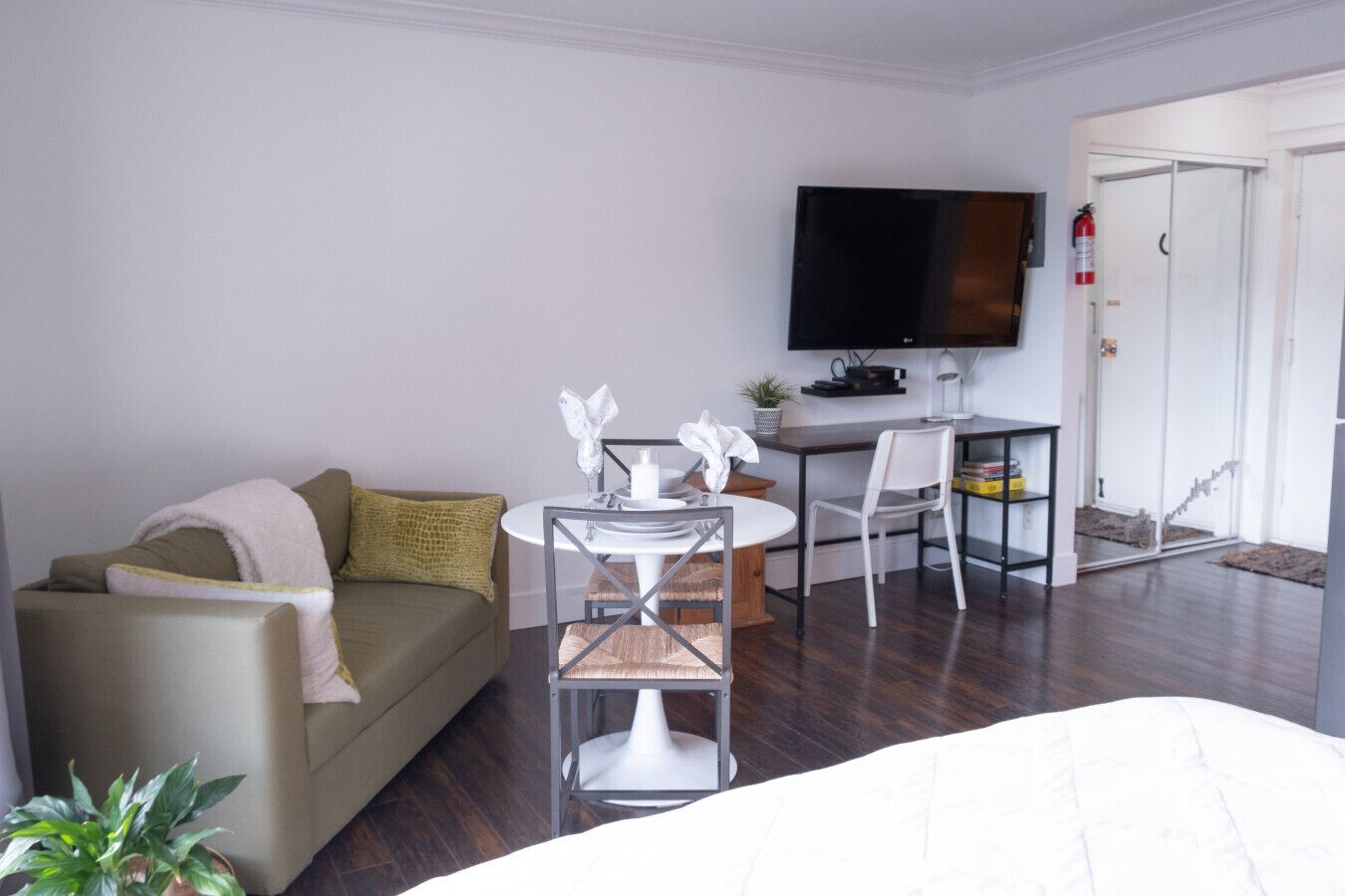 Desk, iron/ironing board, travel cot, free WiFi