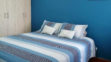 3 bedrooms, WiFi, bed sheets