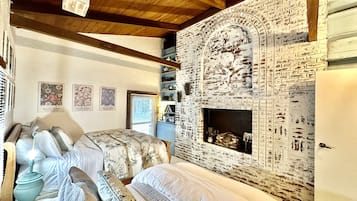 3 dormitorios, tabla de planchar con plancha, wifi gratis y ropa de cama