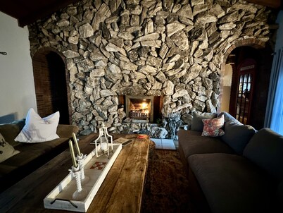 Trails Lodge retreat is steps from
The bar and ORV trails!!!