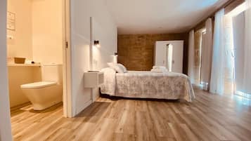 Comfort kamer | 1 slaapkamer, individueel gemeubileerd, een bureau, gratis wifi