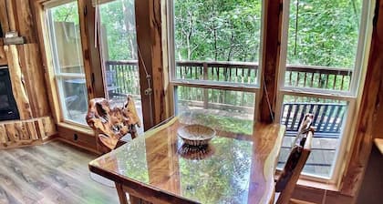 Winery Chateau Treehouse #12/ Oak Crest