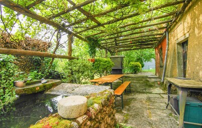 Lovely home in Codivara with WiFi