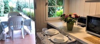 Le Pool House - La-tour-de-salvagny