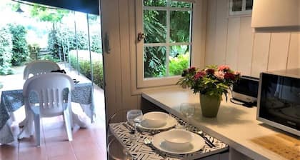 Le Pool House - LA-TOUR-DE-SALVAGNY