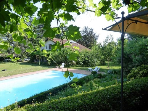 Le Pool House - La-tour-de-salvagny