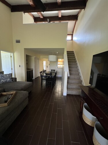 Scenic Retreat - Spacious condo - 2 bedrooms, 2 full baths, loft, sleeps 7.