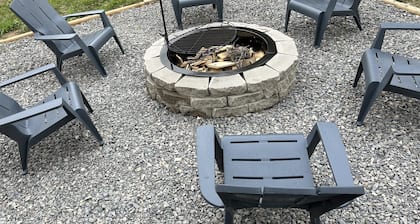 Atwood Lake family home. Pet friendly!