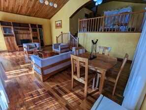 Deluxe Bungalow | In-room safe, blackout drapes, bed sheets - Andasibe Cyperus Hotel (Andasibe)