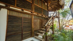 숙박 시설 정면