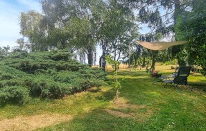 Property grounds - Awesome home in Herry with heated swimming pool (Herry)