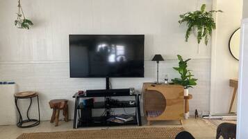 1 chambre, fer et planche Ă repasser, Wi-Fi, draps fournis