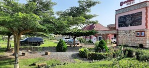 Front of property - RiverBreeze Hotel  (Koforidua)