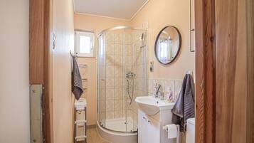 Een douche, een haardroger