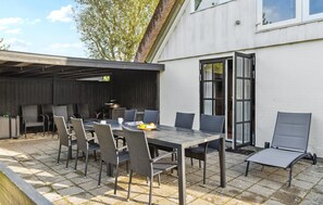 Outdoor dining - Lake front home in Rømø with WiFi (Rømø)