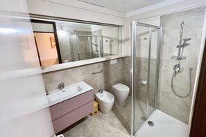 Regadera y bidet