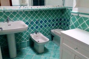Dusche, Bidet