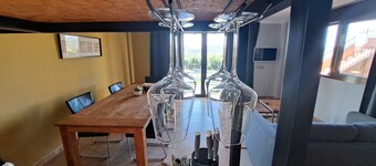 Se Alquila Estudio Independiente en Hermoso Chalet