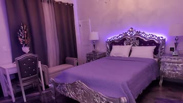 Honeymoon Suite, 1 Queen Bed | 1 bedroom, down comforters, memory foam beds, in-room safe