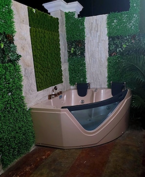 Suite familiare, 2 letti queen | Terrazza/patio