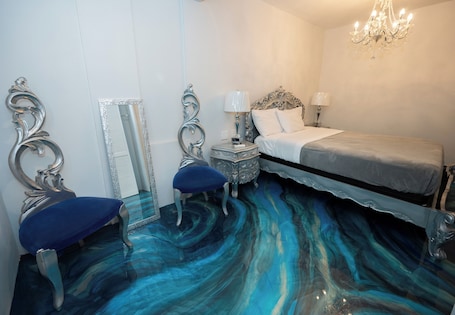 Deluxe Room, 1 Queen Bed. Luxury Puerto Caribe Boutique Hotel