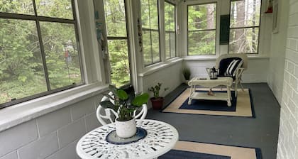 Home In Boothbay - Holiday Getaway