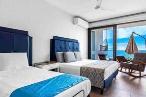 3 bedrooms, WiFi - Beach Front~Stunning VIEWS w-Free Airport Transport (Nuevo Vallarta)