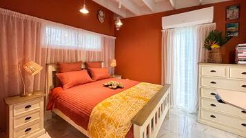 1 sovrum, skrivbord, gratis wi-fi och sängkläder