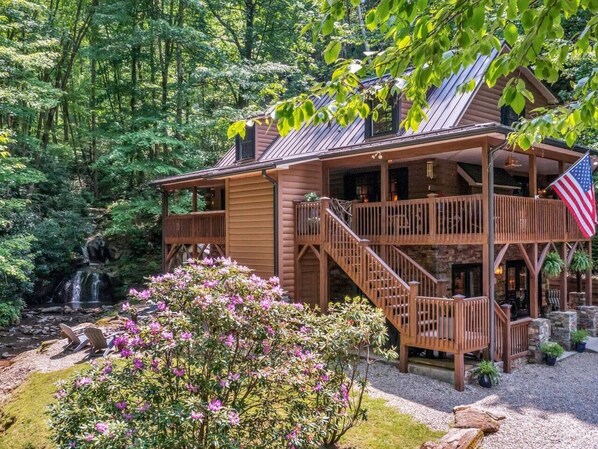 Exterior - KnightFall-Luxury Cabin w/Waterfall, Pet-Friendly (Maggie Valley)
