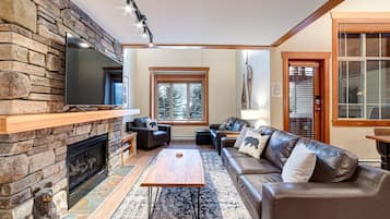 TV connectée, cheminée