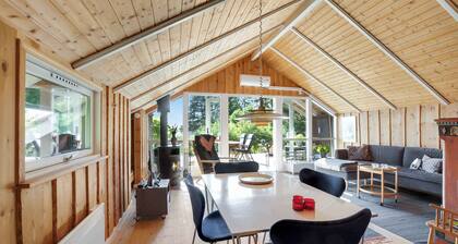 Beautiful summer house with a magnificent view